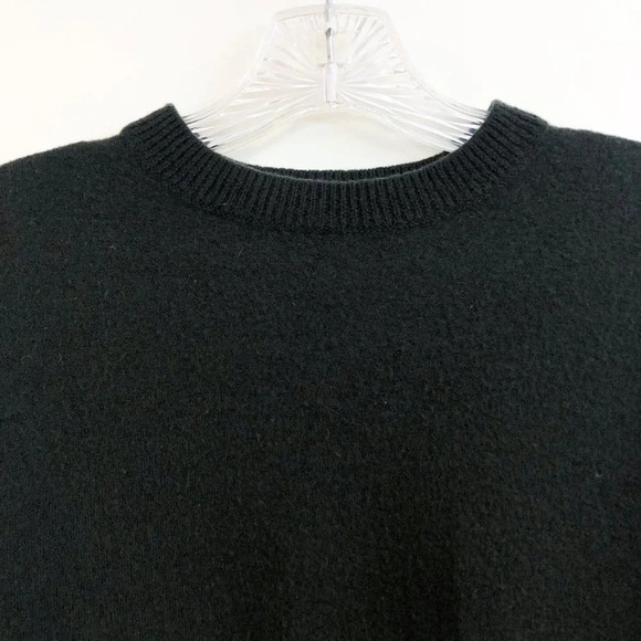 A.P.C. 100% Merino Wool Knit Crew Neck Green Distressed Crew Neck Sweater FLAWED - Picture 8 of 15